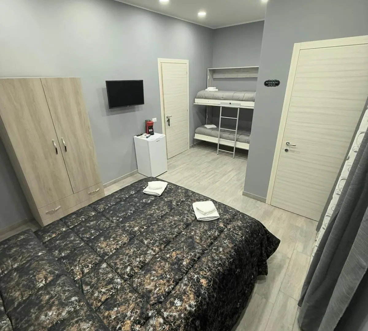 Nocleg ze śniadaniem B&B Punto Di Partenza , Starting Point Neapol